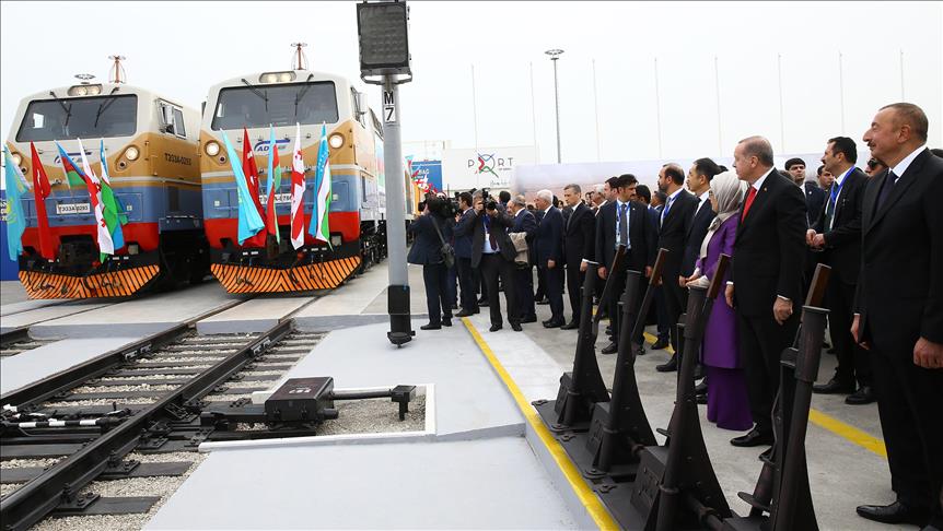 Azerbaijan, Turkey to produce freight cars for BTK rail