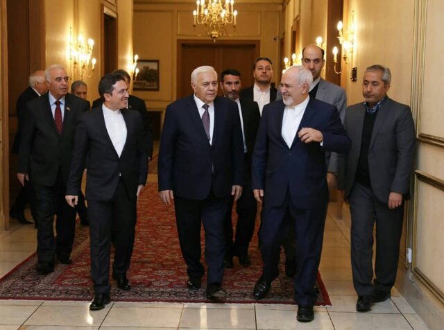 Azerbaijani parliament speaker meets with Iranian FM 