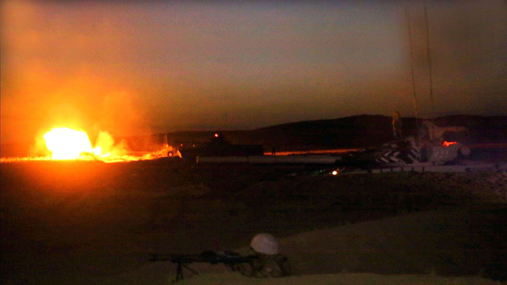 Azerbaijani Army Corps stage live-fire exercises at nighttime - VIDEO 
