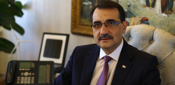 TANAP, STAR Refinery among most important energy projects in Turkey: minister