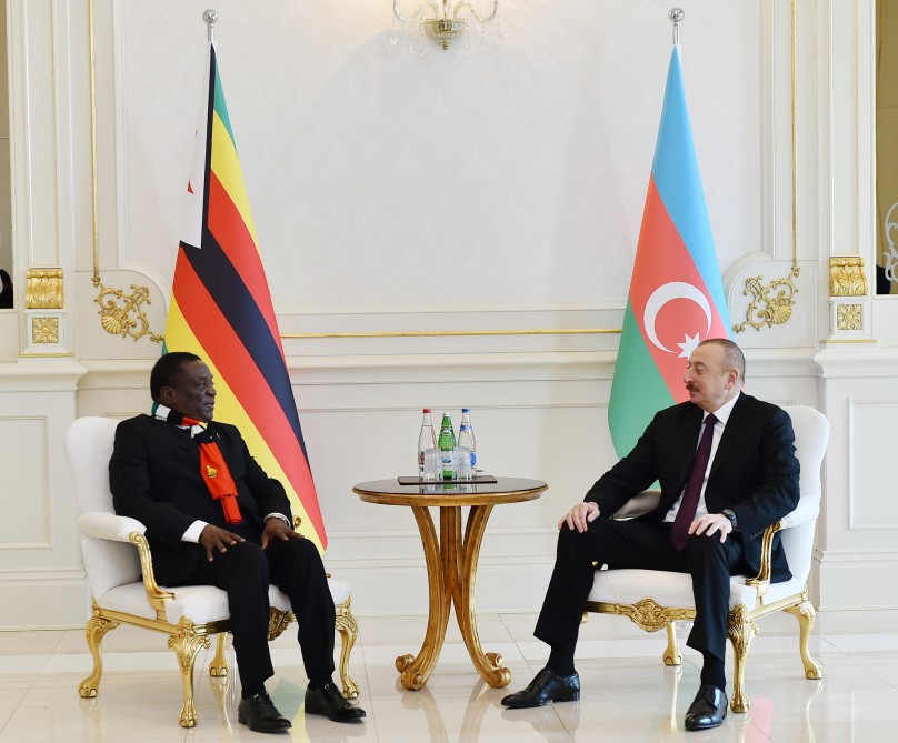 Azerbaijani, Zimbabwean presidents meet