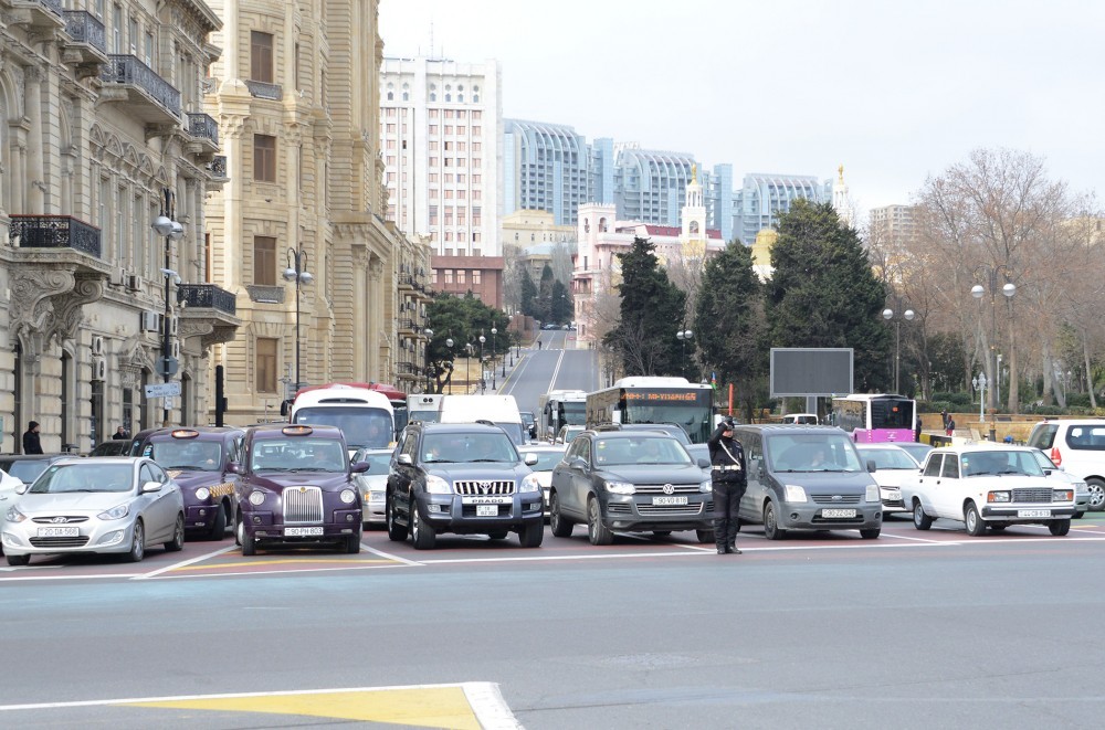 Azerbaijan observes moment of silence for Black January victims