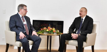 President Aliyev meets The Boston Consulting Group CEO in Davos