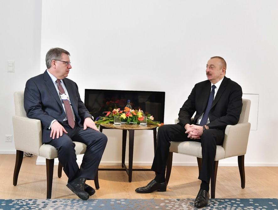President Aliyev meets The Boston Consulting Group CEO in Davos