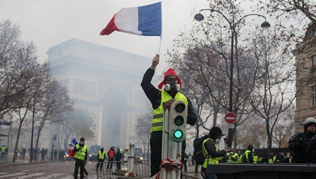 France's 'yellow vest' protesters to field candidates in EU vote