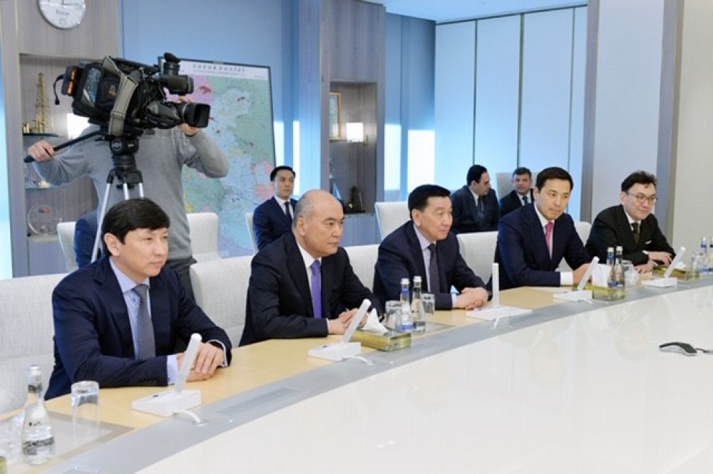 SOCAR, KazMunayGas sign MoU