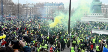 Council of Europe urges 'calm' amid French protests
