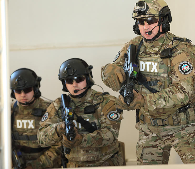 Azerbaijan’s State Security Service detains smugglers group