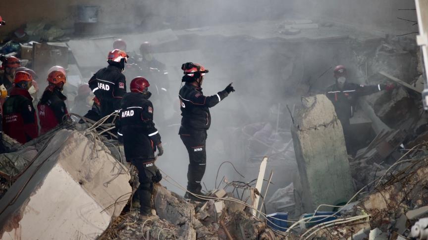 Death toll rises to 16 in Istanbul building collapse