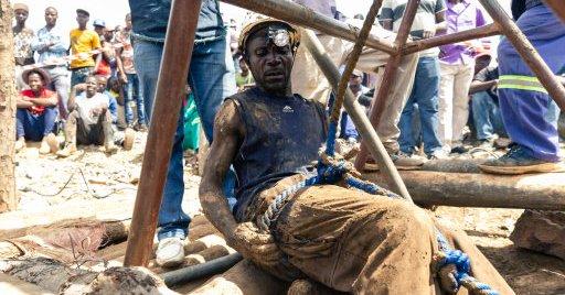 Over 60 feared dead in Zimbabwe gold mine flood