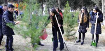 Heydar Aliyev Foundation VP Leyla Aliyeva takes part in tree planting event under 