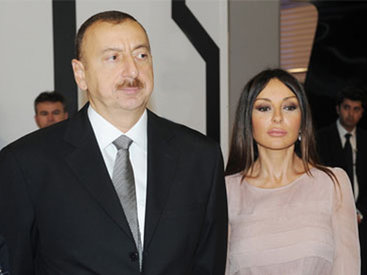 President Ilham Aliyev, First Lady Mehriban Aliyeva view new houses constructed for quake-affected families