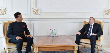 President Ilham Aliyev receives credentials of incoming Indian ambassador 