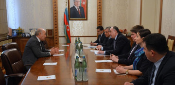Azerbaijani FM receives chargé d'affaires of Chile