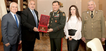Chief of General Staff of Azerbaijani Armed Forces meets with Bulgarian PM