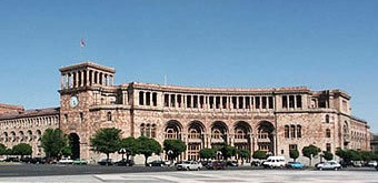 Pashinyan, his team will soon lead Armenia's economy into dead end - economist