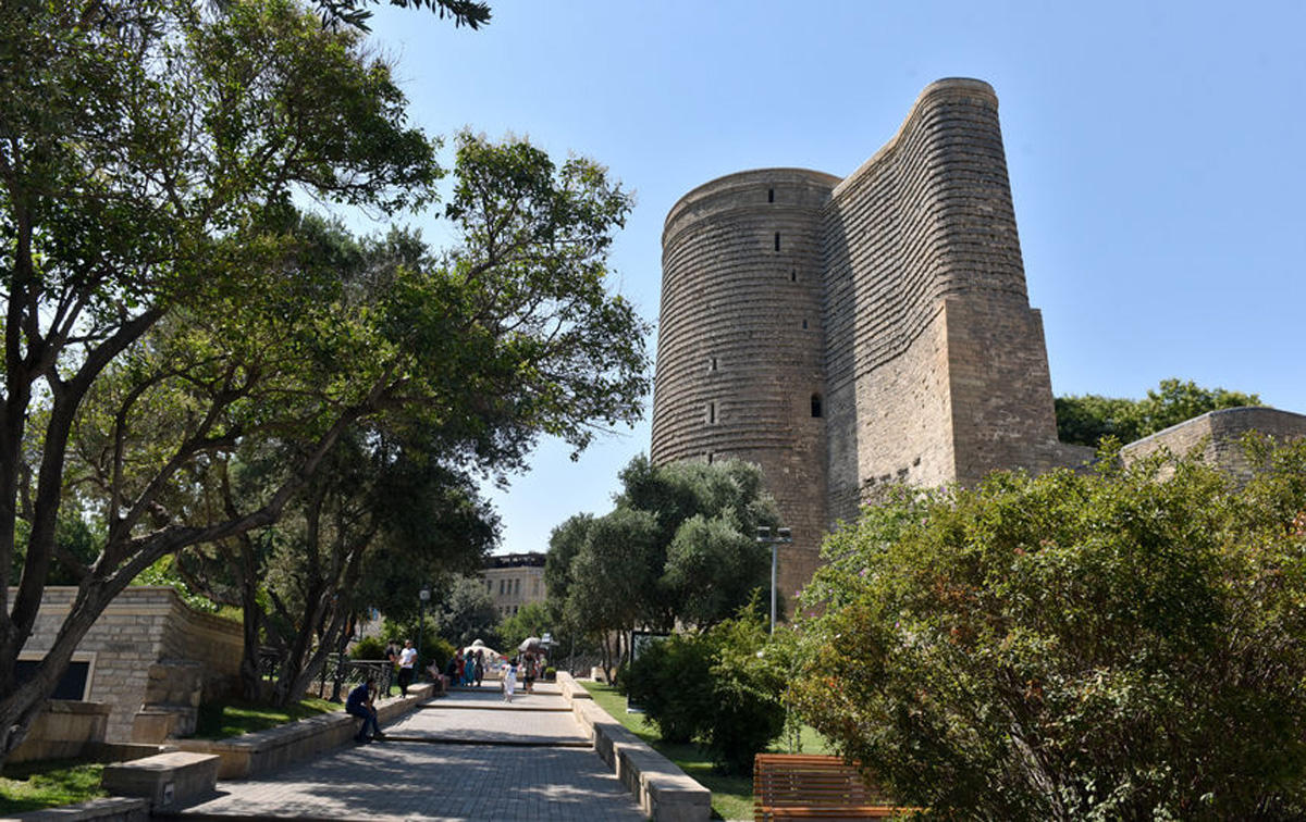 Azerbaijan, Russia mull creation of joint test projects in tourism