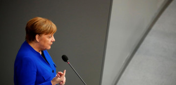 Merkel backs Brexit delay of several months