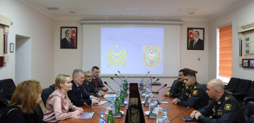 Azerbaijani, Russian military financiers meet in Baku
