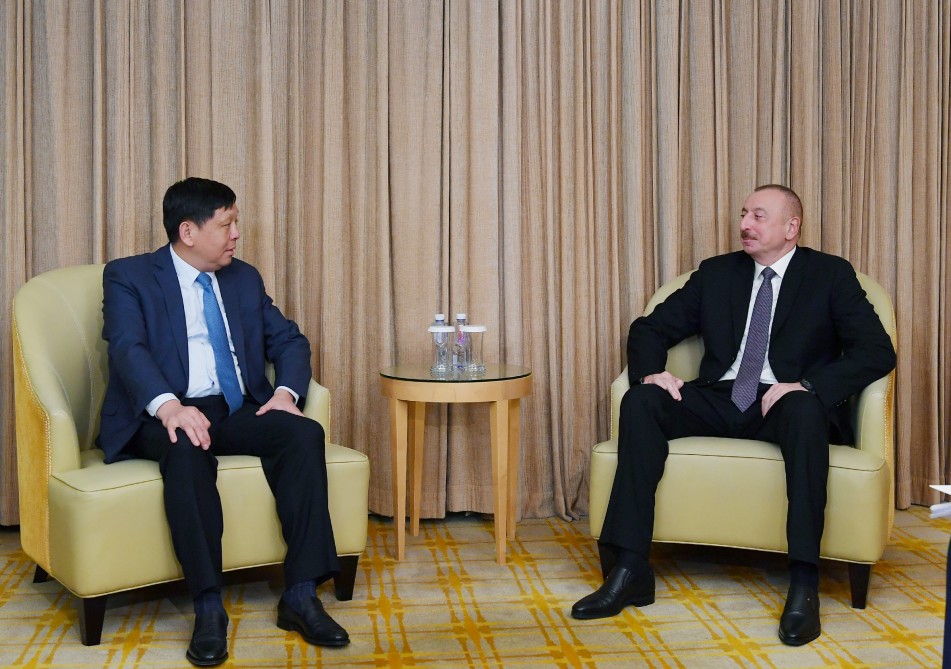President Ilham Aliyev meets with director general of CETC International Corporation