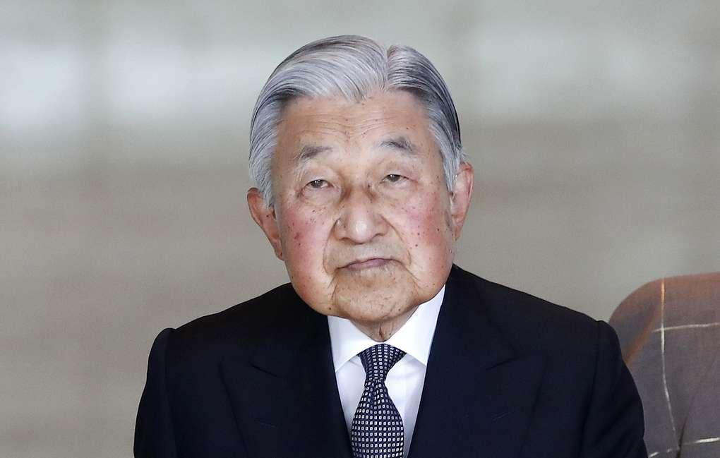 Japan's emperor prays for peace in first abdication in 200 years