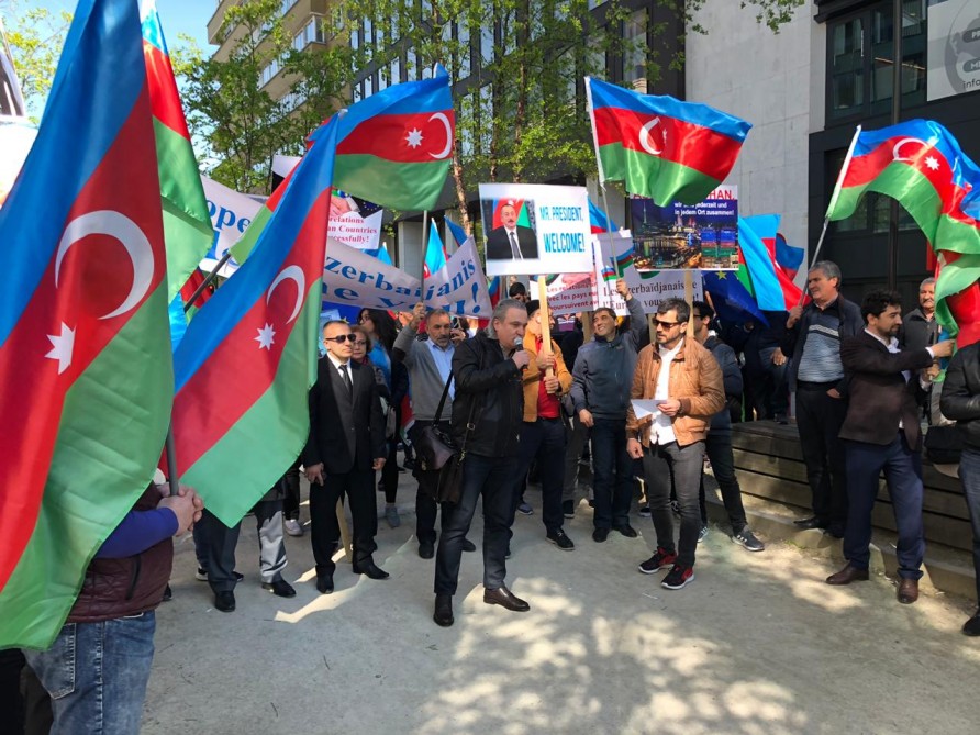 Rally in support of President Ilham Aliyev staged in Brussels