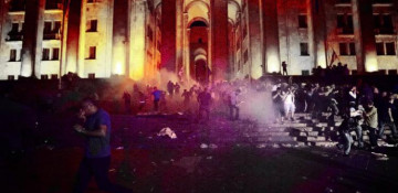 Georgia accuses Russia over unrest as political crisis brews