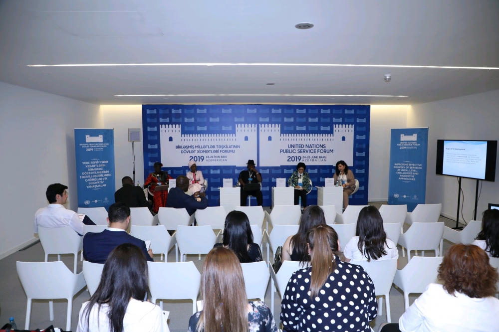 Heydar Aliyev Center hosts discussions on improving effective delivery of services at local level