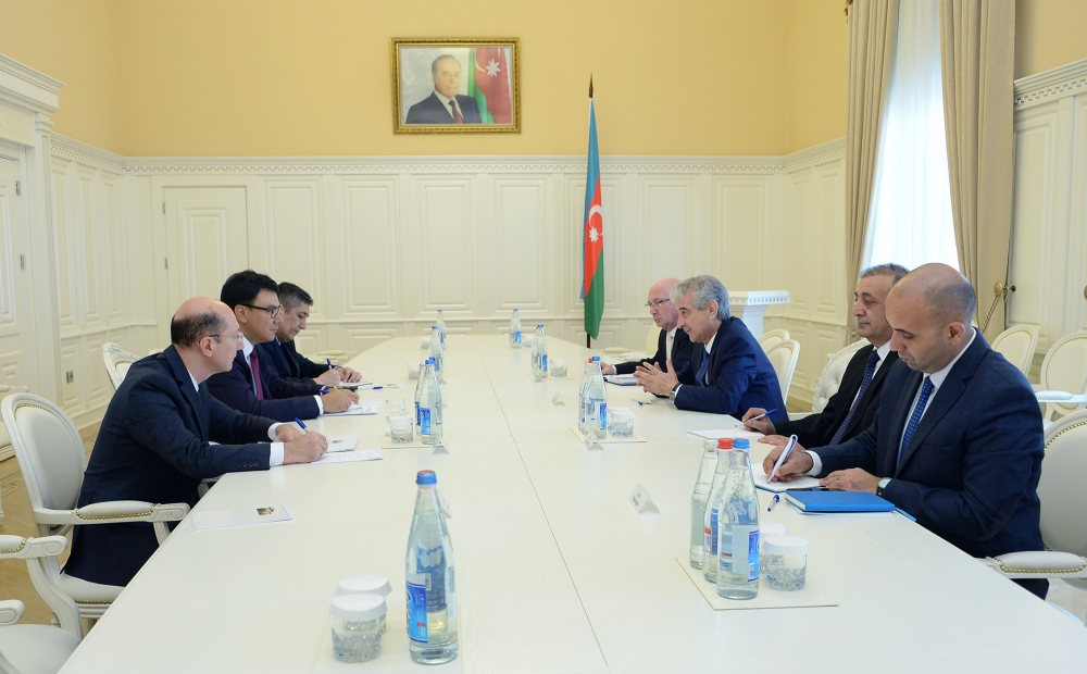 Azerbaijan, Uzbekistan discuss bilateral relations