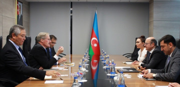 Robert Cekuta discusses Azerbaijan's role in world energy, transport projects