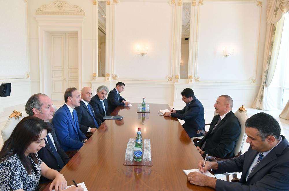 President Ilham Aliyev receives Italian delegation
