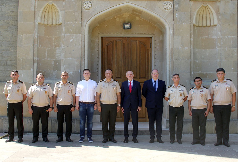 Azerbaijan’s War College hosts meeting with NATO experts 