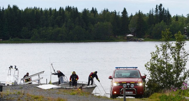 9 killed as plane crashes on skydiving trip in Sweden