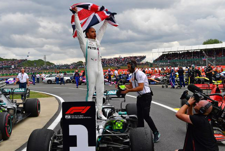 Lewis Hamilton wins record sixth British Grand Prix