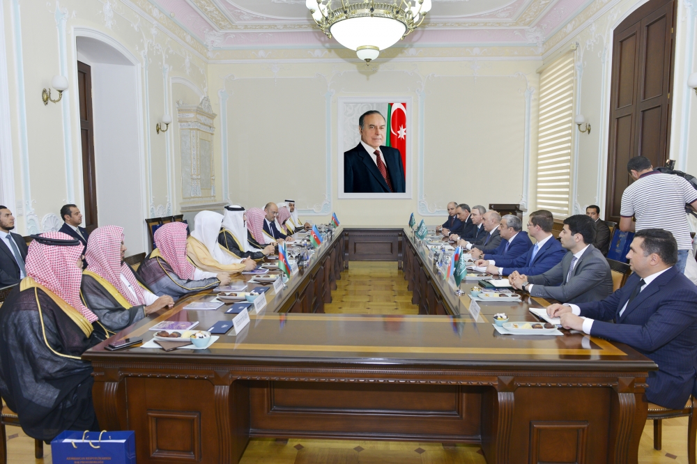 Saudi minister hails cooperation with Azerbaijani law enforcement authorities