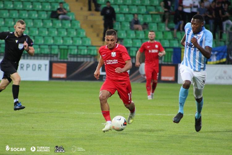 Azerbaijan's Neftchi FC advanced to the 2nd round, defeating Moldovan Sperants