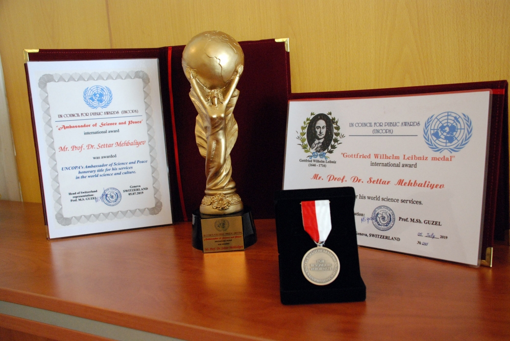 Chairman of Azerbaijan Trade Unions Confederation receives UNCOPA honorary award and Leibniz Prize