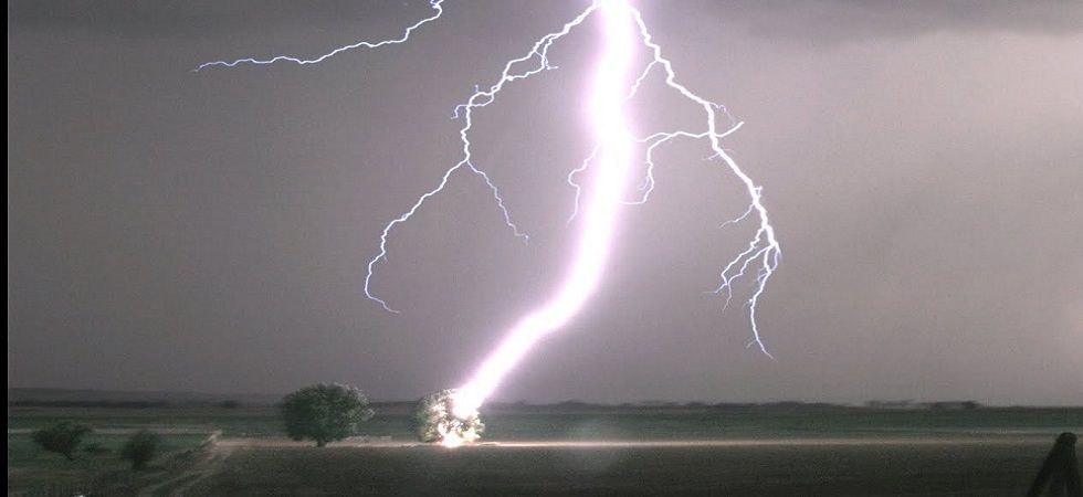 Death toll due to lightning, thunderstorm in India