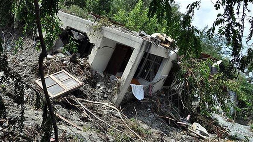 Death toll in China landslides rises to 38