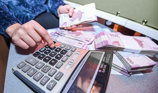 Azerbaijani entrepreneurs receive soft loans worth over 2B manats
