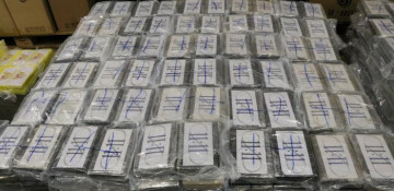 German customs seize record 4.5 tonnes of cocaine