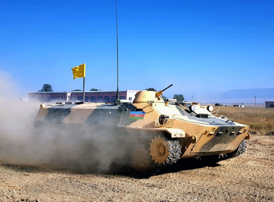 Azerbaijani artillerymen participating in int'l contest carrry out adjustment fire from weapons
