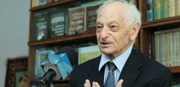 Well-known scholar Panah Khalilov dies