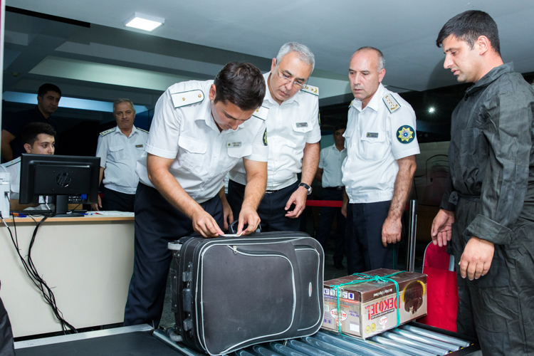 Buses running along Baku-Nakhchivan-Baku route to pass Iranian customs without inspections