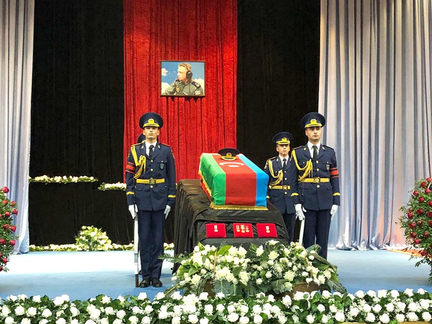Farewell ceremony for Azerbaijani military pilot Rashad Atakishiyev begins
