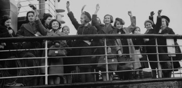 Germany makes citizenship easier for descendants of refugees from Nazis