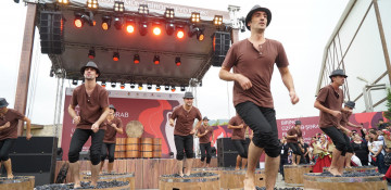 Shamakhi princess, balloon, magnificent show during first Azerbaijani Grape and Wine Festival