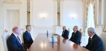 President Ilham Aliyev received delegation led by chairman of BP Board