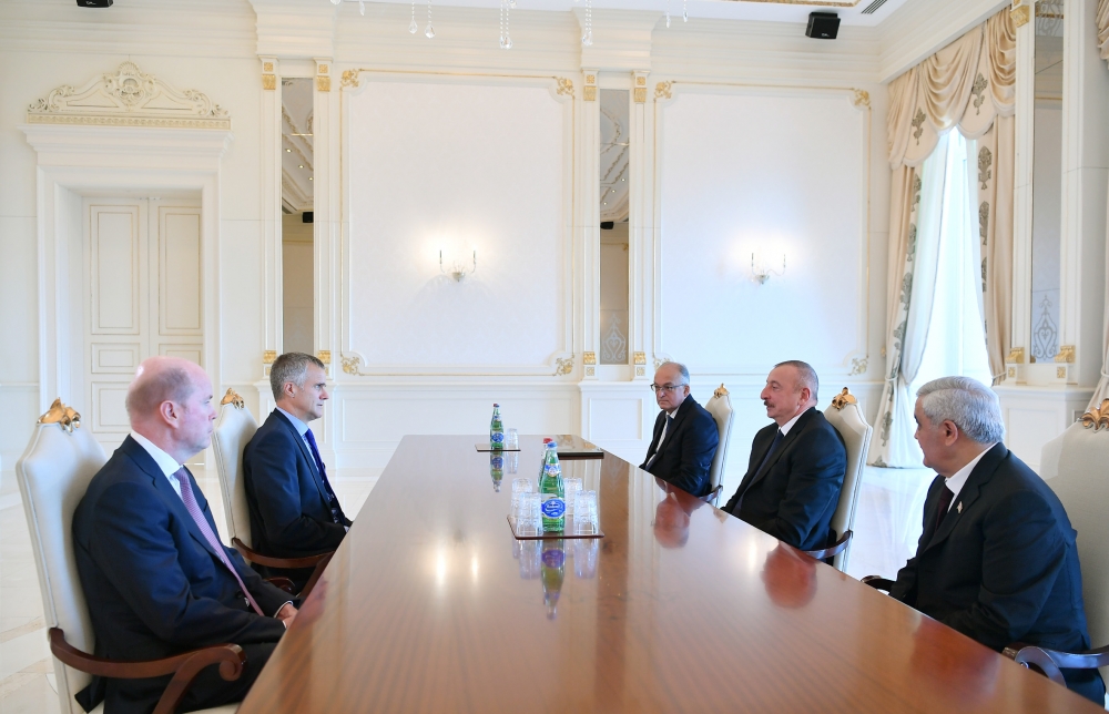 President Ilham Aliyev received delegation led by chairman of BP Board