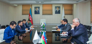 OIC Youth Forum and Azerbaijan’s SME Development Agency discuss potential projects